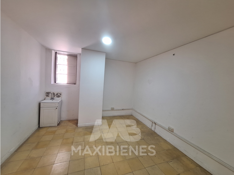 LOCAL PARA ARRIENDO UBICADO EN BARBOSA - 3