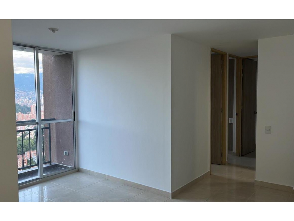 APARTAMENTO EN VENTA SECTOR CALAZANS — foto 4