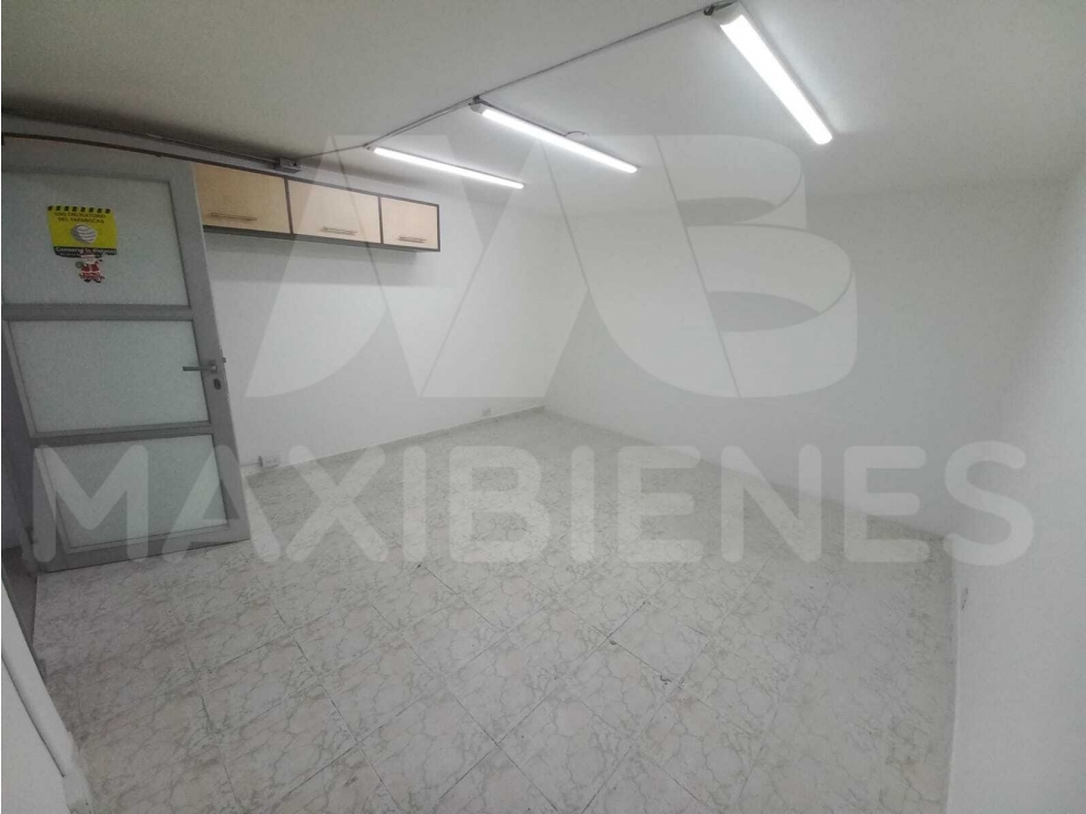 OFICINA EN ARRIENDO EN EL SECTOR DE SURAMERICANA — foto 4