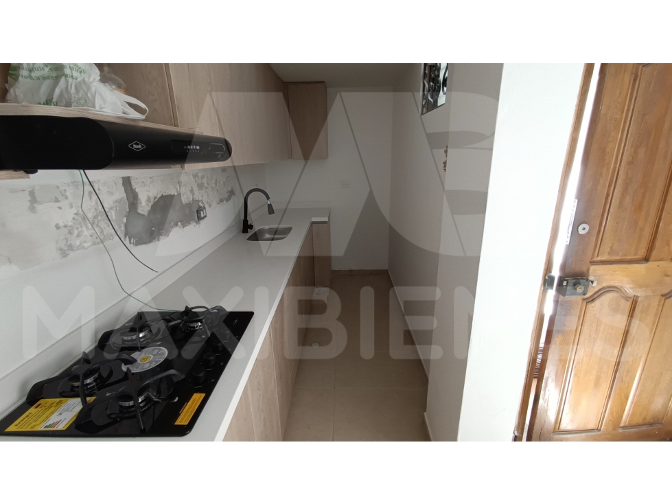 APARTAMENTO EN ARRIENDO EN EL SECTOR DE FLORESTA — foto 4