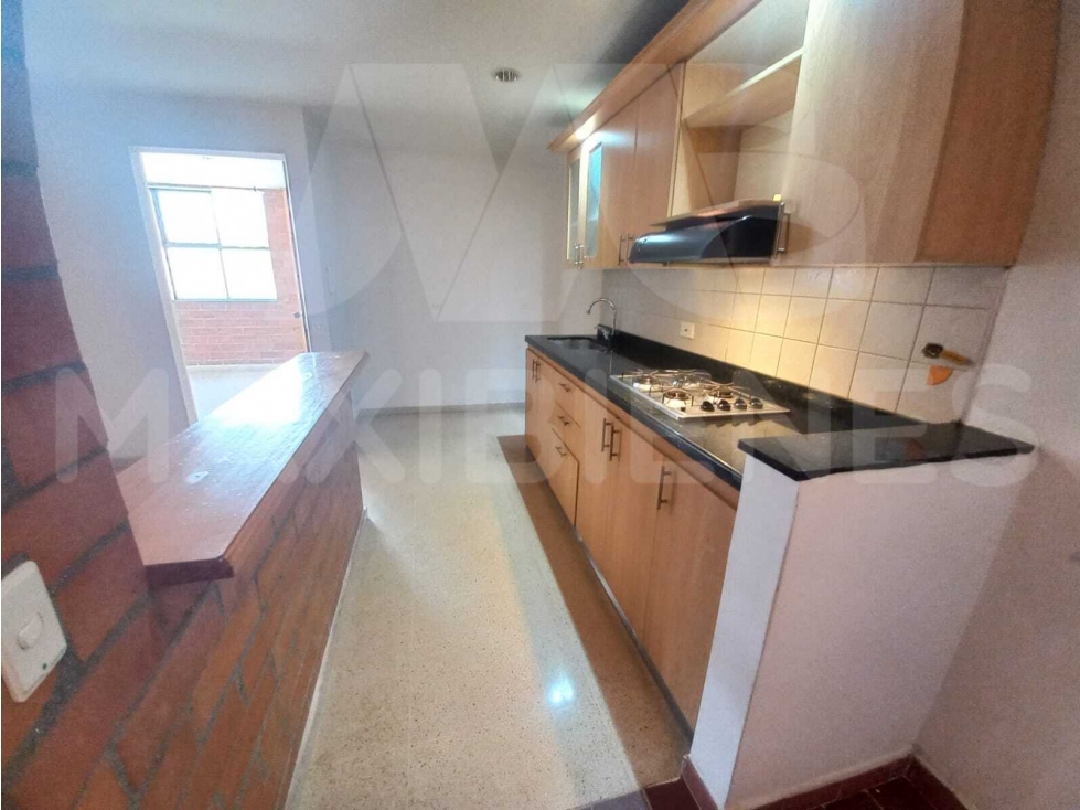 APARTAESTUDIO EN ARRIENDO EN EL SECTOR DE CALASANZ — foto 4