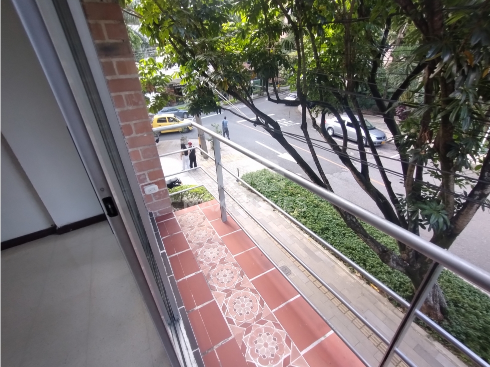 APARTAMENTO EN ARRIENDO SECTOR LAURELES — foto 4