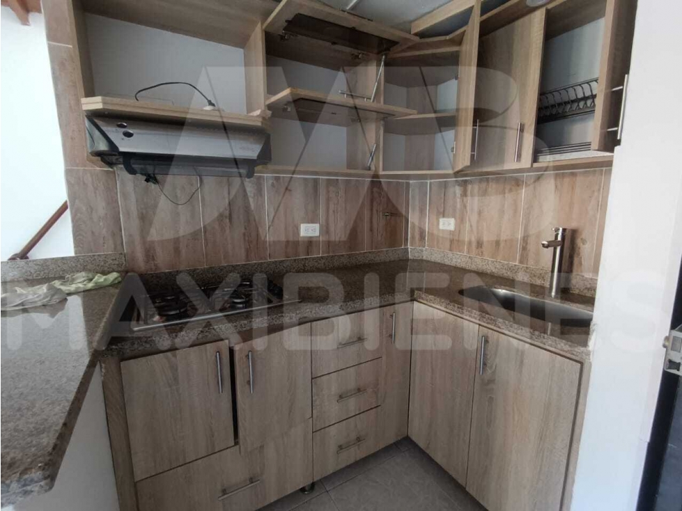 APARTAMENTO EN ARRIENDO EN EL SECTOR DE SAN JAVIER — foto 4