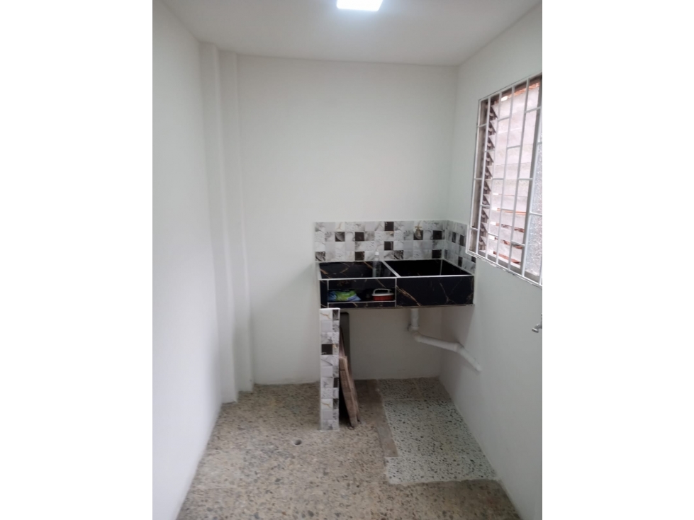APARTAMENTO EN VENTA SECTOR LAURELES — foto 4