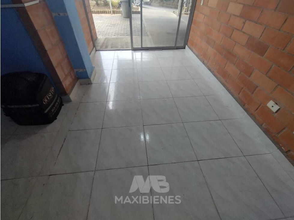 LOCAL PARA ARRIENDO UBICADO EN BELLO