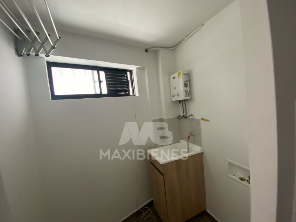 APARTAMENTO EN ARRIENDO SECTOR ALMERIA — foto 4