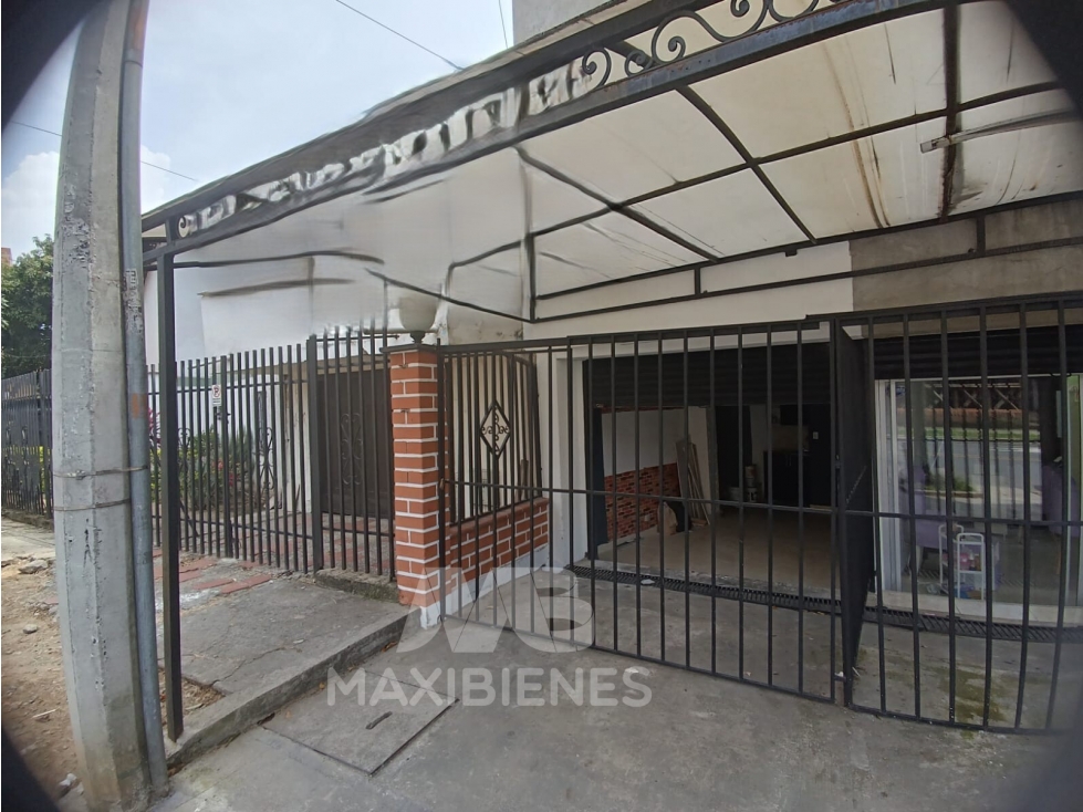 LOCAL PARA ARRIENDO UBICADO EN BELLO