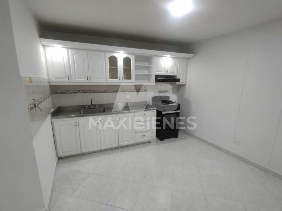 APARTAMENTO EN ARRIENDO SECTOR BARRIO CRISTOBAL — foto 4