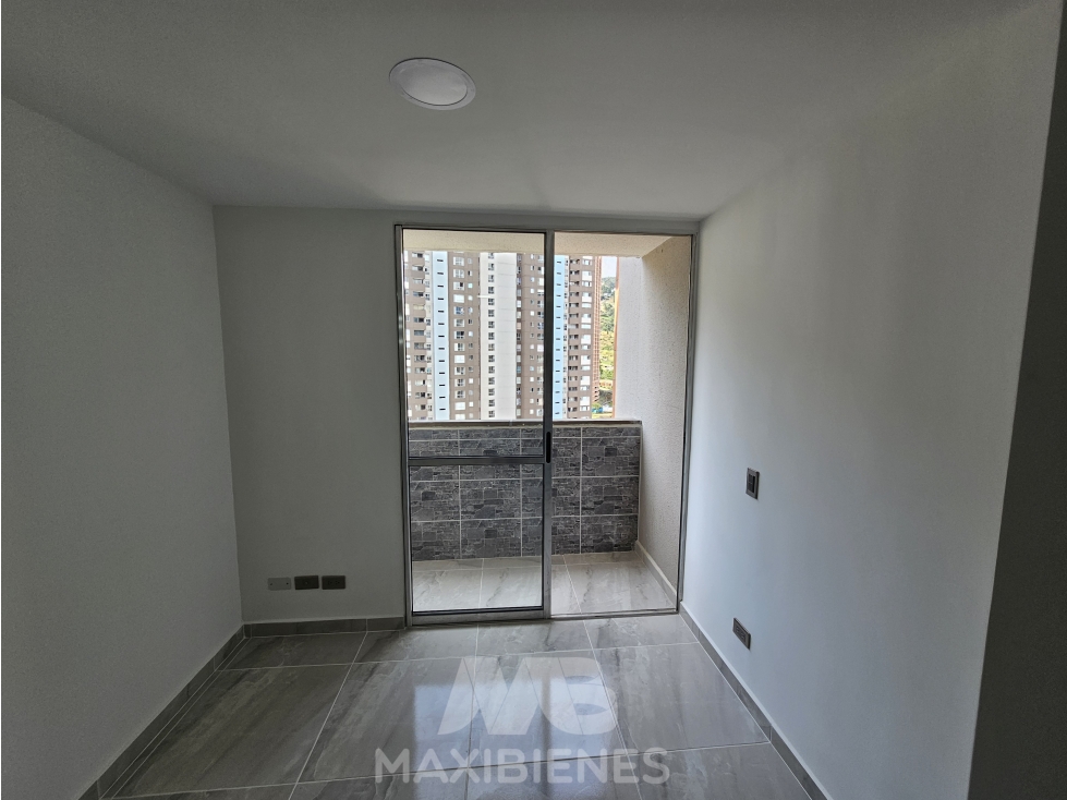 APARTAMENTO PARA ARRIENDO UBICADO EN BELLO — foto 4