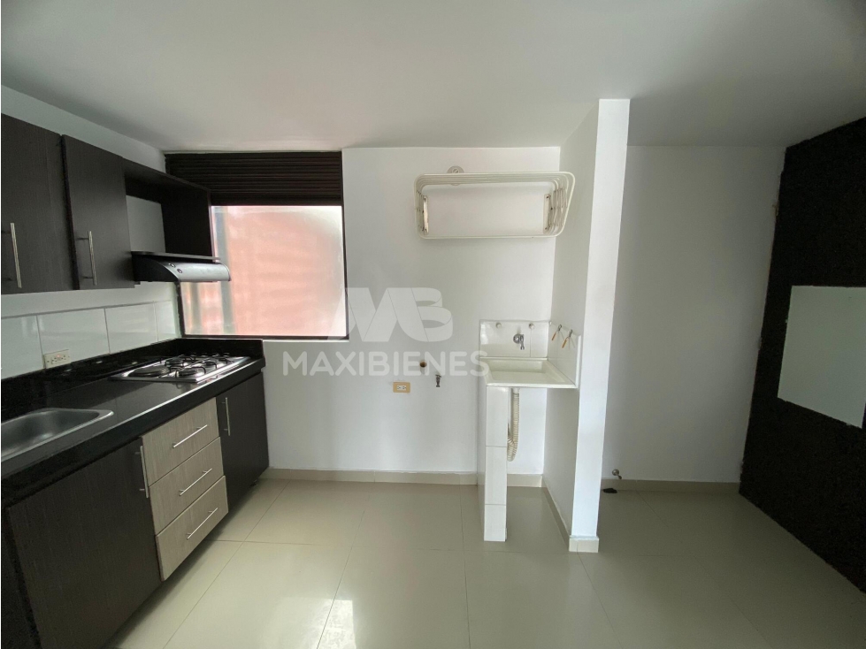 APARTAMENTO EN ARRIENDO SECTOR BARRIO CRISTOBAL — foto 4