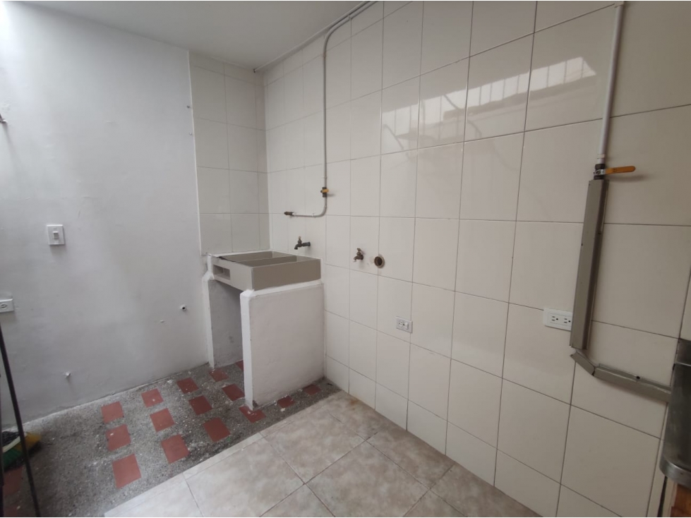 APARTAMENTO EN ARRIENDO SECTOR SANTA MONICA — foto 4