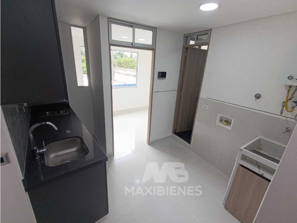 APARTA ESTUDIO PARA ARRIENDO UBICADO EN BELLO — foto 3