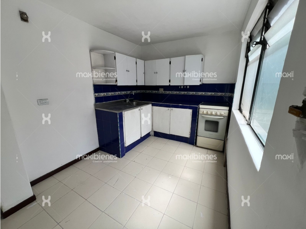 SE ARRIENDA CASA EN GRAN AVENIDA BELLO. — foto 2