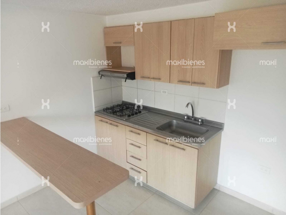 SE VENDE APARTAMENTO EN AMAZONIA BELLO.