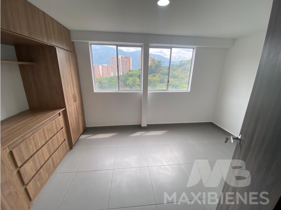 APARTAMENTO PARA ARRIENDO UBICADO EN BELLO — foto 4