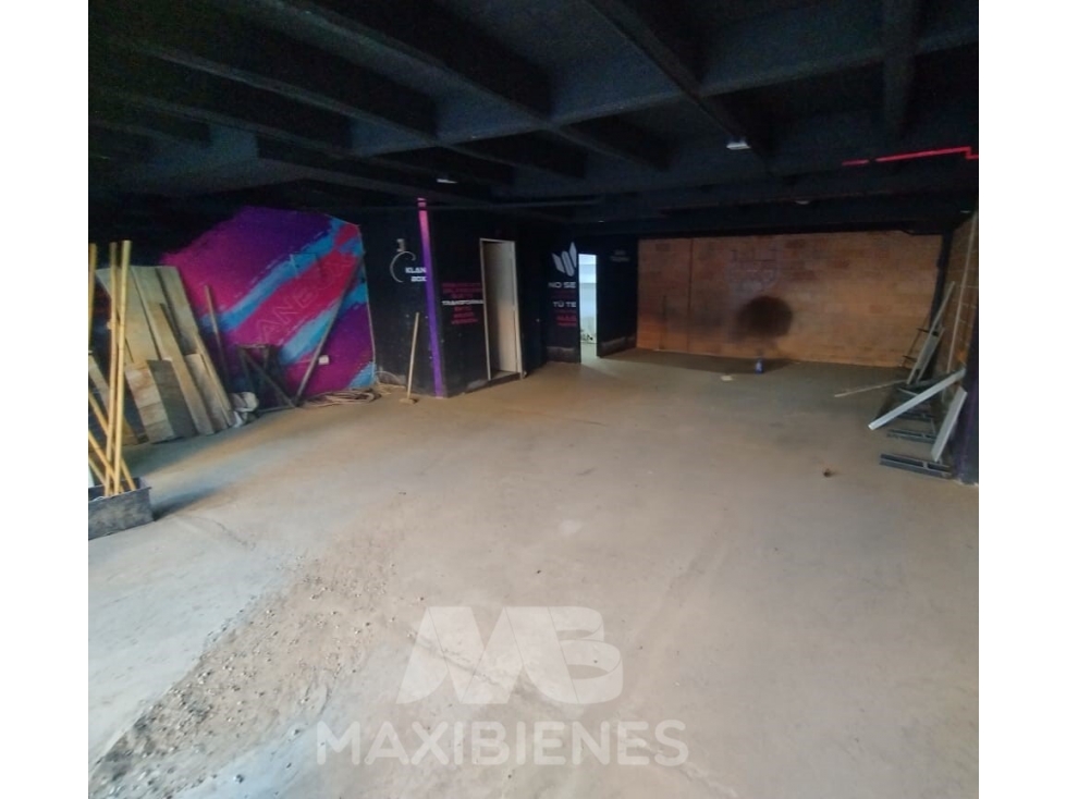 LOCAL PARA ARRIENDO UBICADO EN BELLO - 5