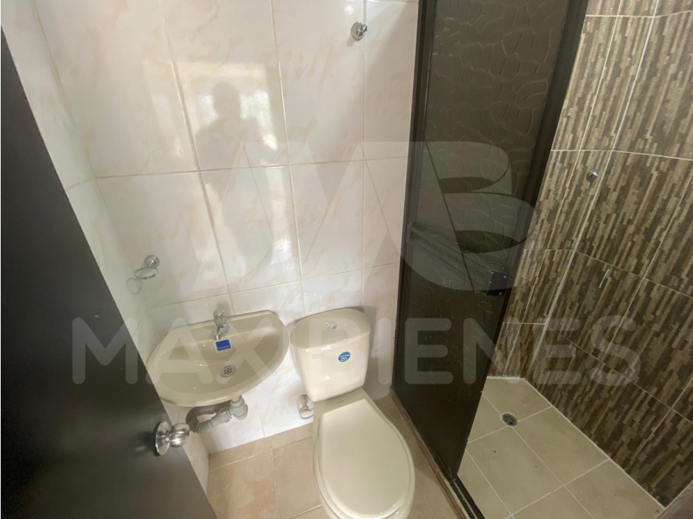 APARTAESTUDIO EN ARRIENDO EN EL SECTOR DE SAN JAVIER — foto 2