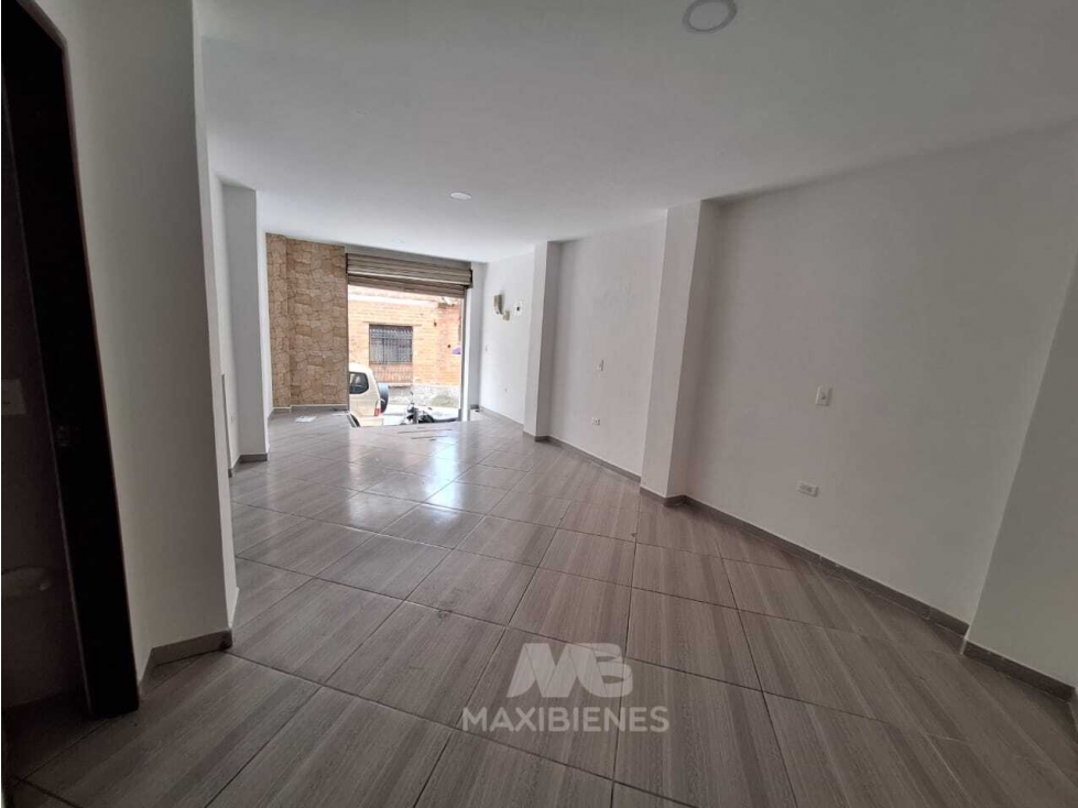 LOCAL PARA ARRIENDO UBICADO EN COPACABANA - 3