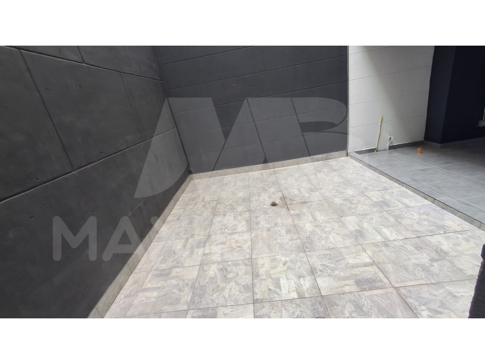 LOCAL EN ARRIENDO EN EL SECTOR DE SURAMERICANA — foto 3