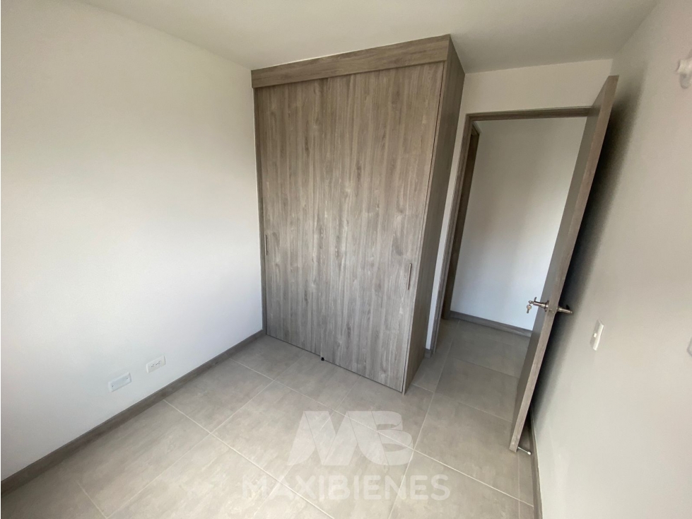SE ARRIENDA APARTAMENTO EN BELLO — foto 3