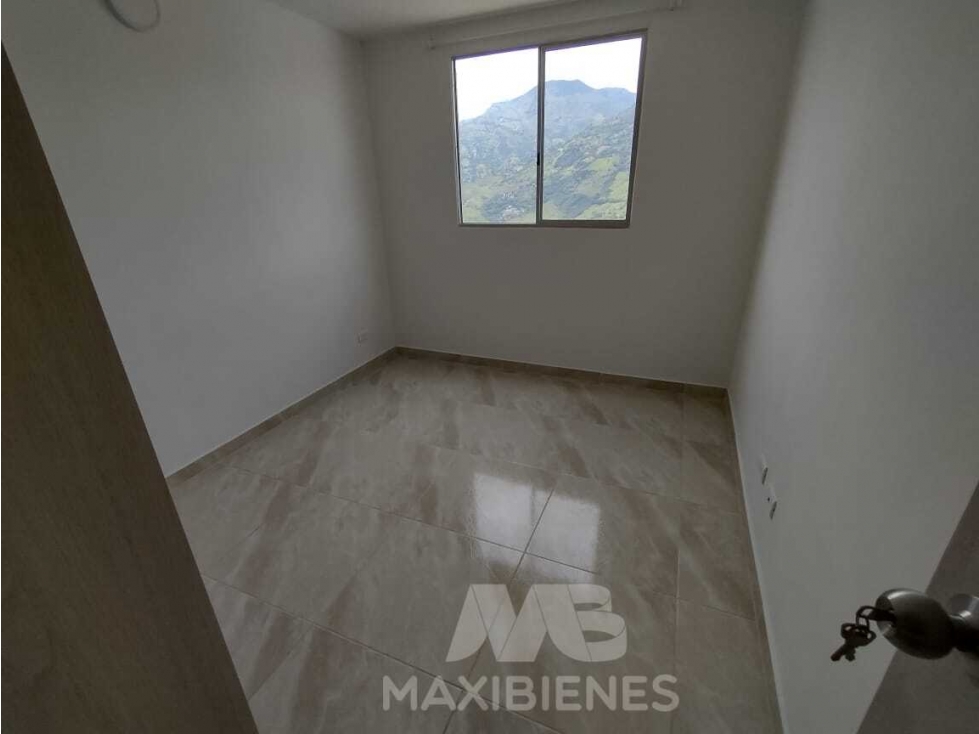 SE ARRIENDA APARTAMENTO ENGIRARDOTA - 4