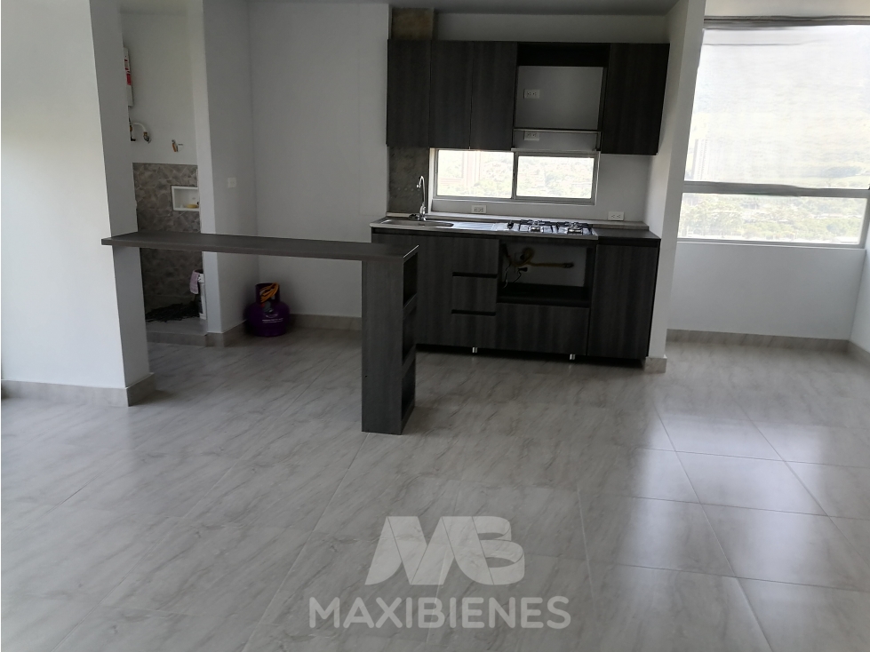 SE ARRIENDA APARTAMENTO EN COPACABANA