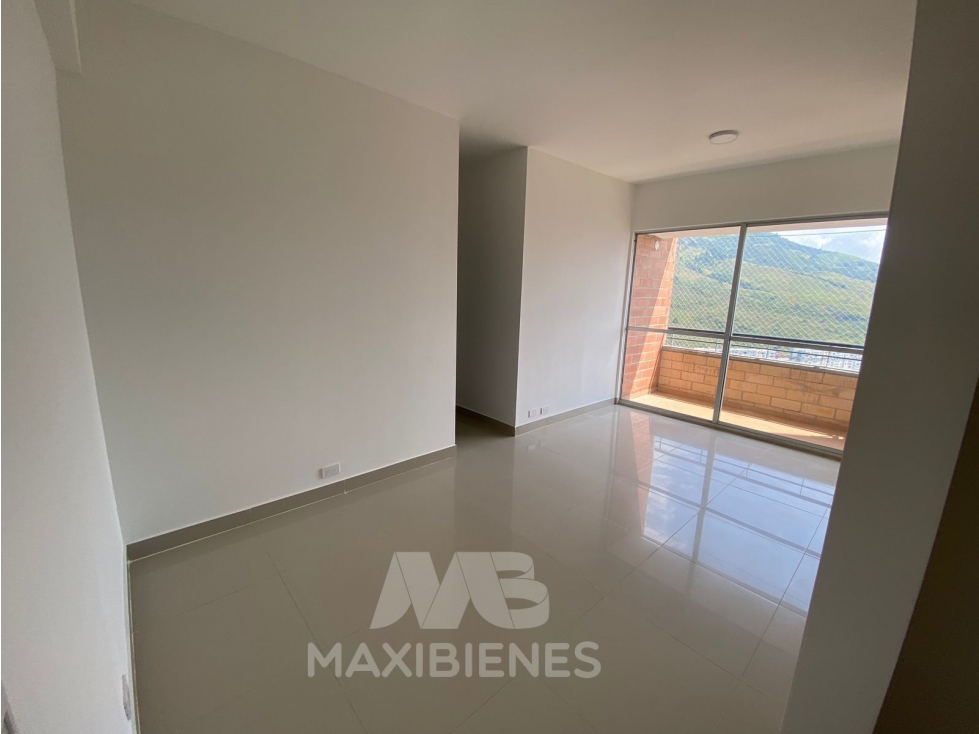 SE ARRIENDA APARTAMENTO EN BELLO — foto 3
