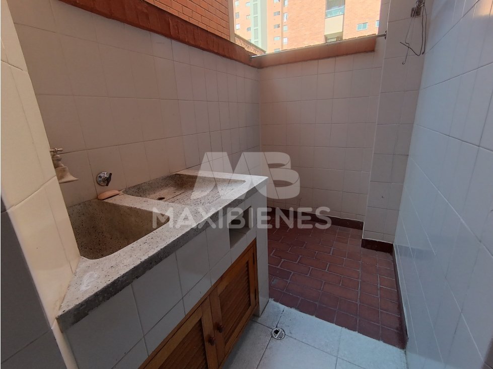 APARTAMENTO EN ARRIENDO SECTOR LAURELES — foto 5