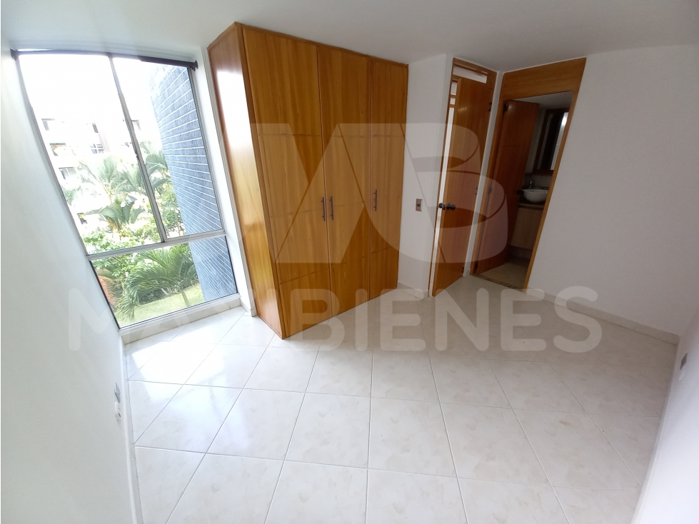 APARTAMENTO EN ARRIENDO EN EL SECTOR DE CALASANZ — foto 2