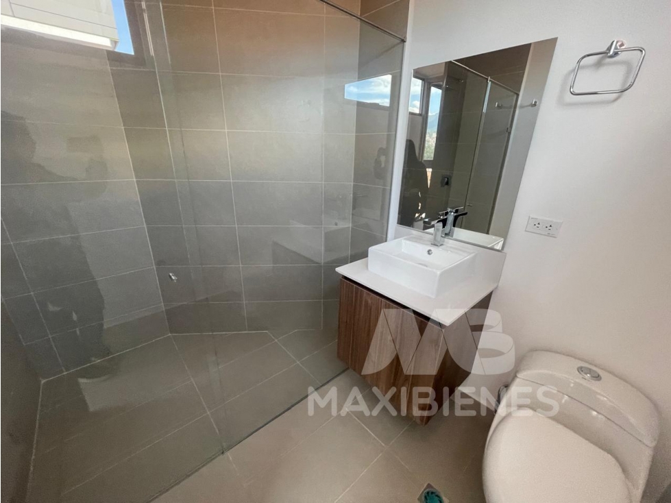 APARTA ESTUDIO EN ARRIENDO SECTOR LAURELES — foto 5