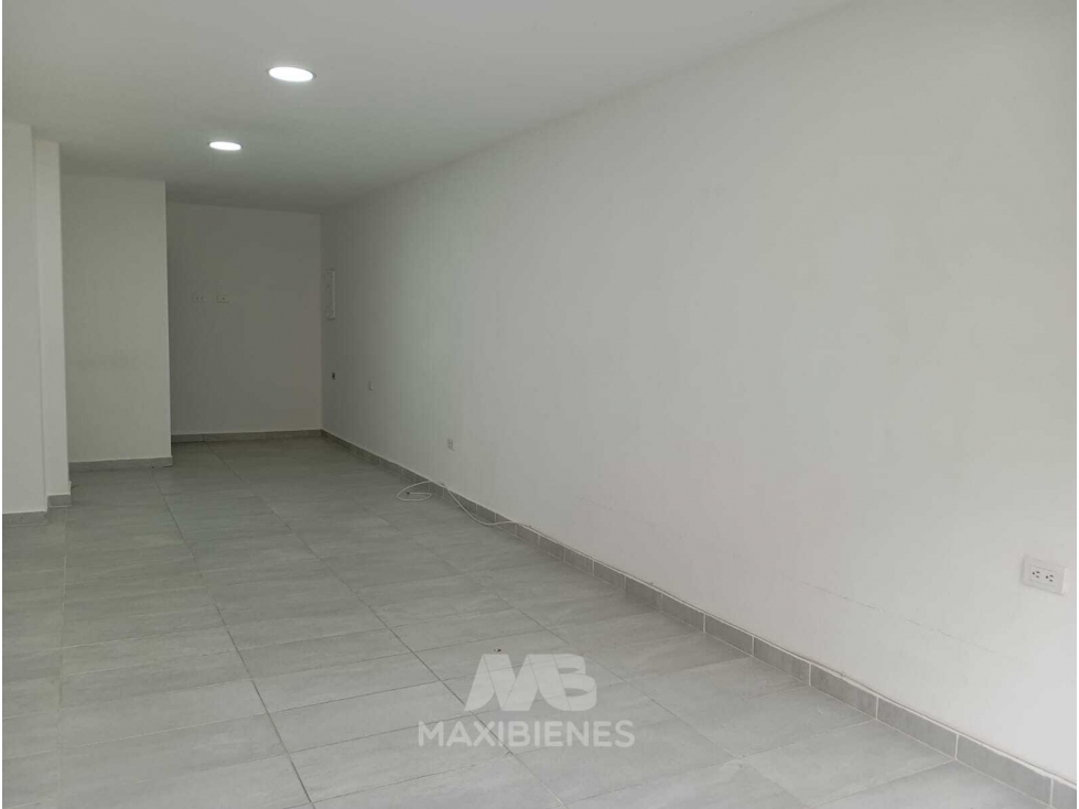 LOCAL PARA ARRIENDO UBICADO EN COPACABANA - 4