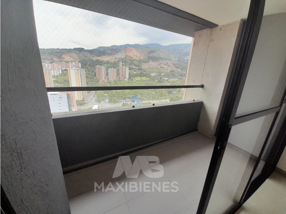 APARTAMENTO PARA ARRIENDO UBICADO EN BELLO — foto 4