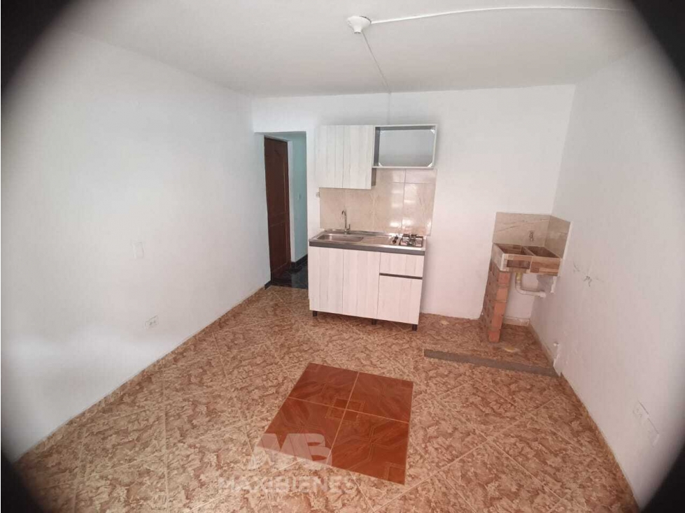 APARTAESTUDIO PARA ARRIENDO UBICADO EN BELLO — foto 2