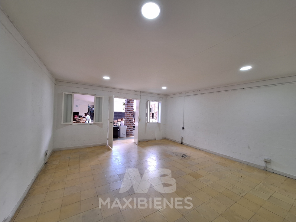 LOCAL PARA ARRIENDO UBICADO EN BARBOSA - 5