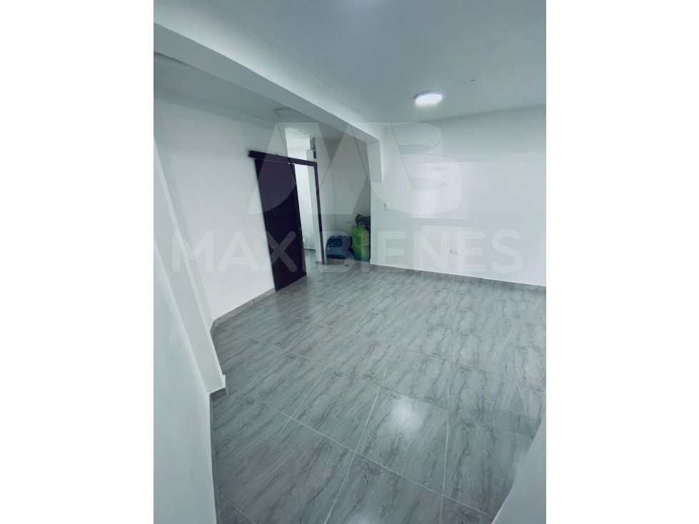 LOCAL EN ARRIENDO EN EL SECTOR DE SURAMERICANA — foto 5