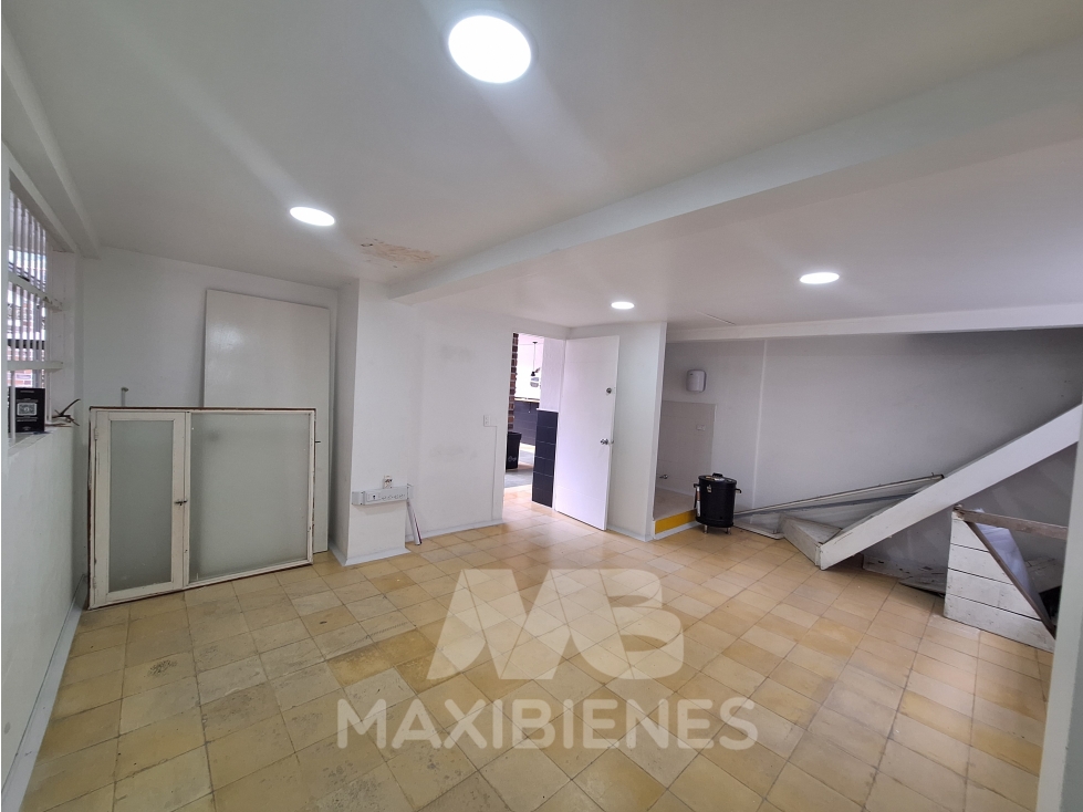 LOCAL PARA ARRIENDO UBICADO EN BARBOSA - 5