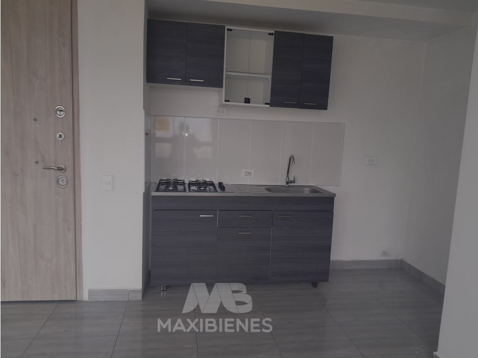APARTAMENTO PARA ARRIENDO UBICADO EN BELLO — foto 2