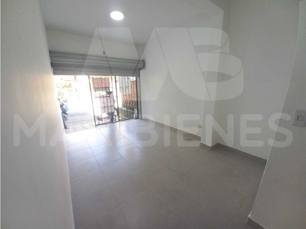 LOCAL EN ARRIENDO EN EL SECTOR DE SANTA LUCIA — foto 5