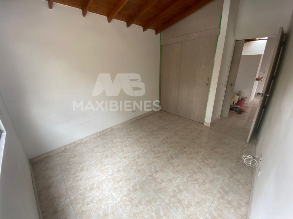 APARTAMENTO EN ARRIENDO BARRIO CRISTOBAL, MEDELLIN — foto 5