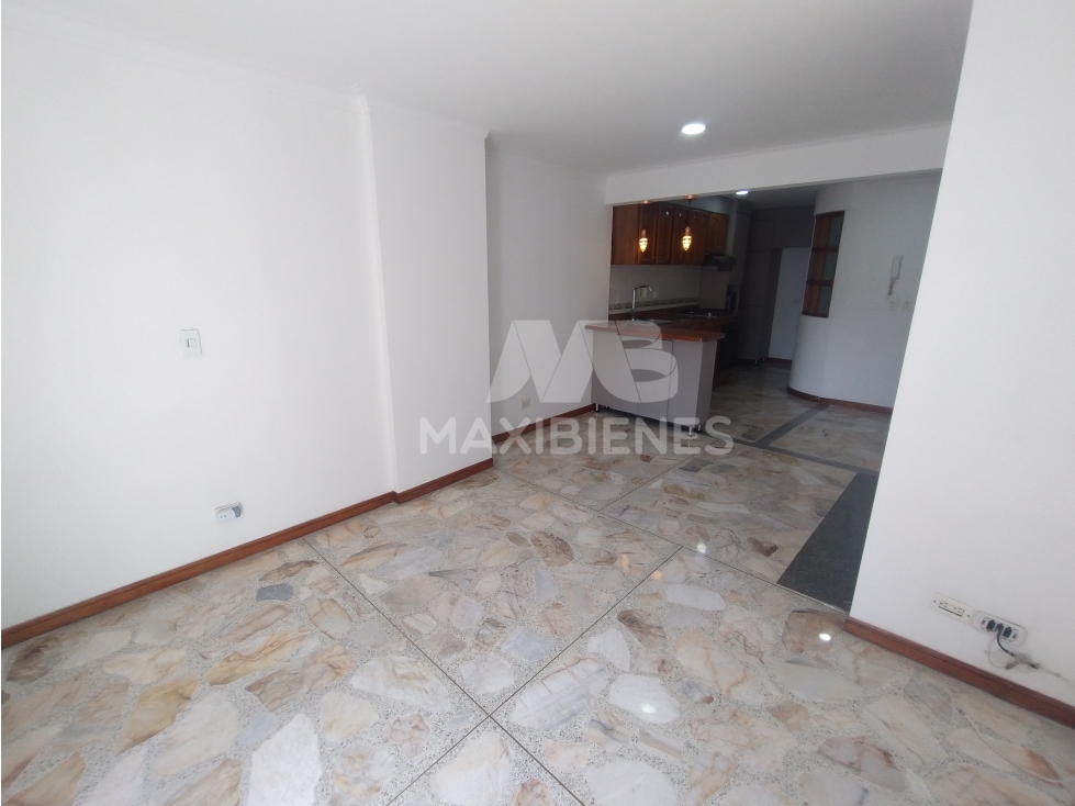 APARTAESTUDIO EN ARRIENDO SECTOR LAURELES — foto 5