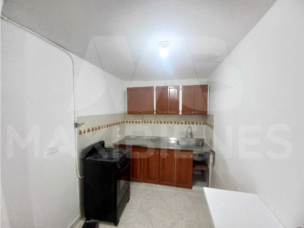 APARTAMENTO EN ARRIENDO EN EL SECTOR DE SANTA LUCIA — foto 5