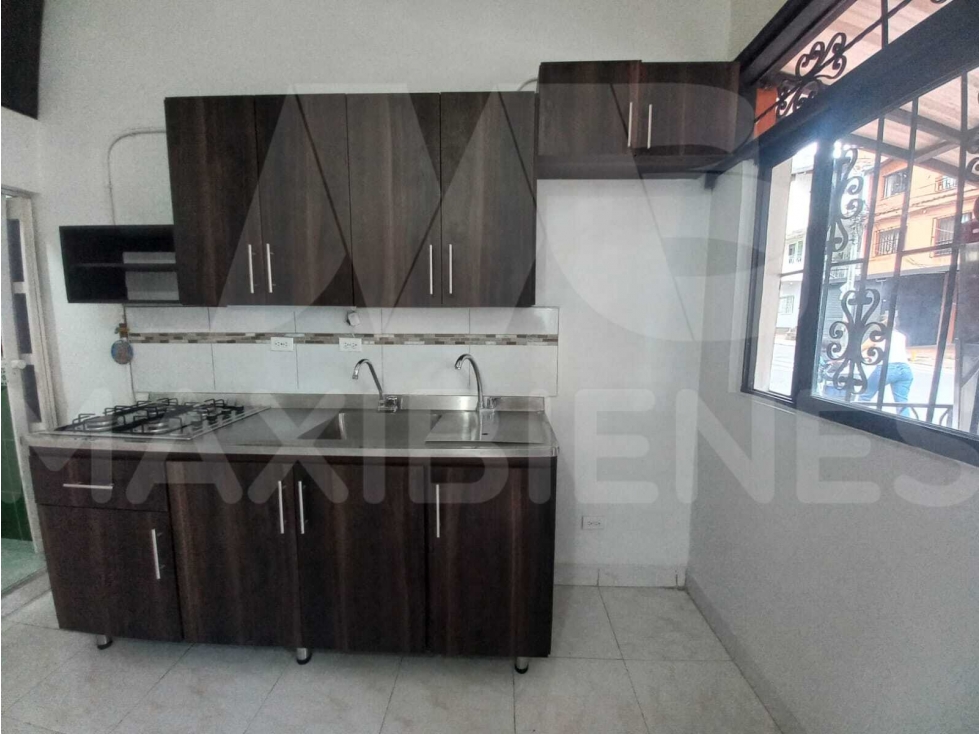APARTAESTUDIO EN ARRIENDO EN EL SECTOR DE SANTA LUCIA — foto 5