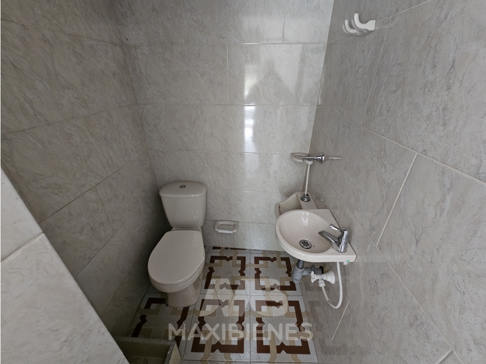 LOCAL PARA ARRIENDO UBICADO EN GIRARDOTA - 5