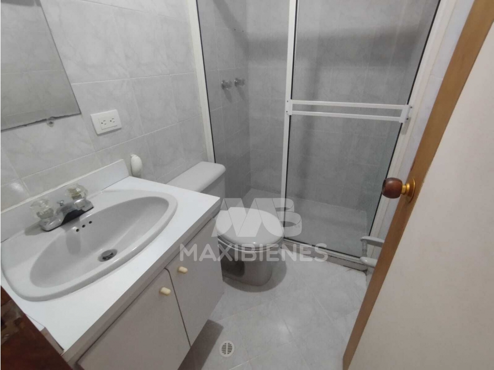 APARTAMENTO EN ARRIENDO SECTOR LAURELES — foto 5