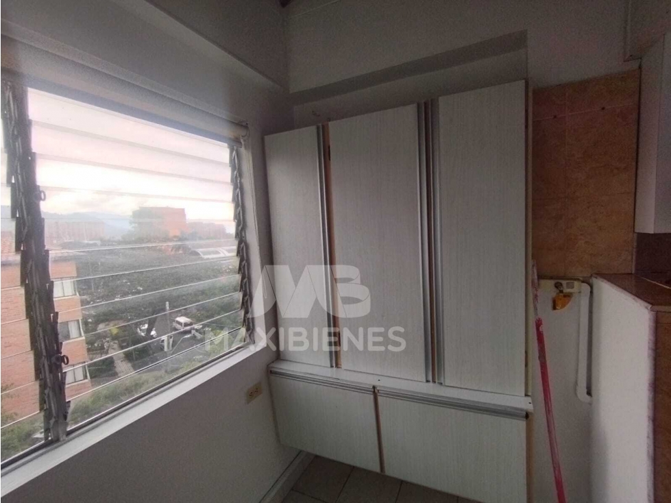 APARTAMENTO EN ARRIENDO SECTOR ALMERIA — foto 5