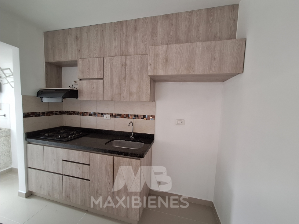 APARTAMENTO PARA ARRIENDO UBICADO EN BELLO — foto 3