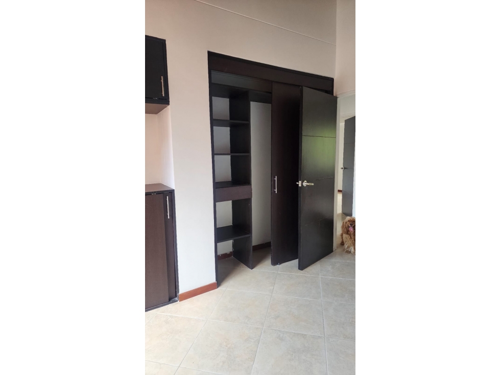 APARTAMENTO EN ARRIENDO SECTOR ALMERIA — foto 5