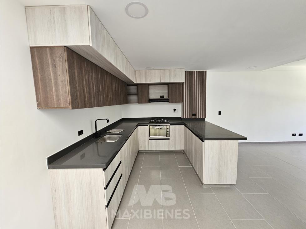 CASA EN ARRRIENDO UBICADO EN GIRARDOTA - 2