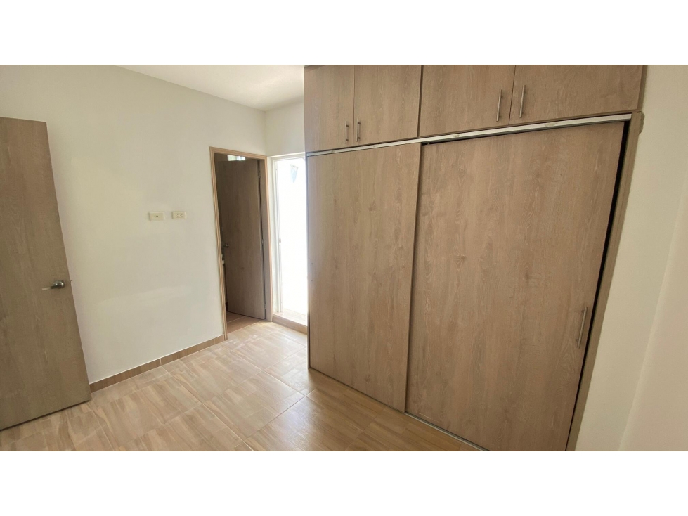APARTAESTUDIO EN ARRIENDO SECTOR LAURELES — foto 5