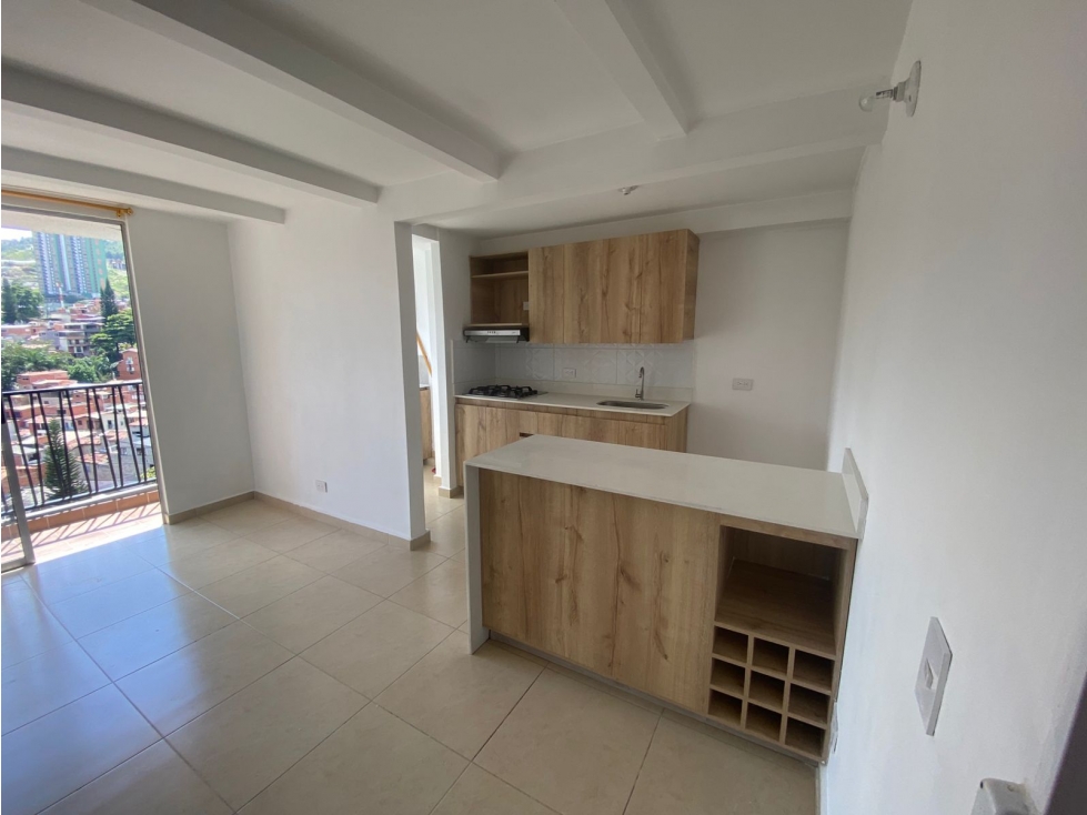 APARTAMENTO PARA ARRIENDO UBICADO EN BELLO — foto 5